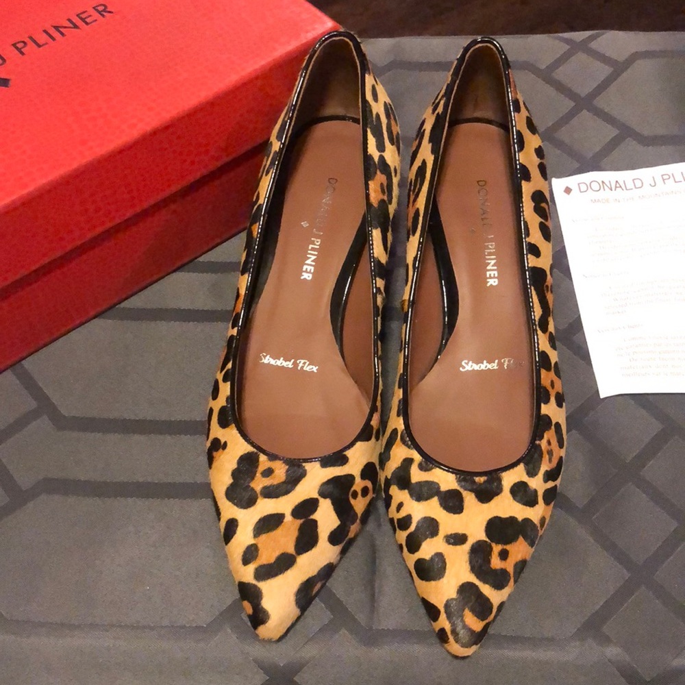 DJP leopard haircalf small heel